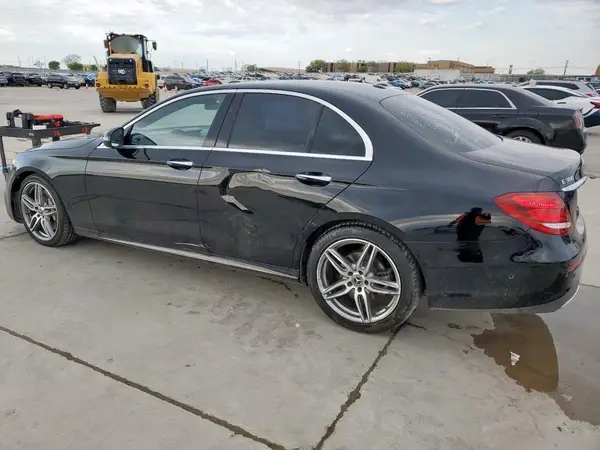 WDDZF4JBXJA456845 2018 MERCEDES-BENZ E-KLASSE - Image 2