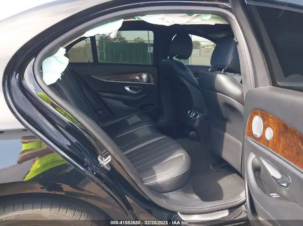 WDDZF4JBXKA549463 2019 MERCEDES-BENZ E-KLASSE - Image 8