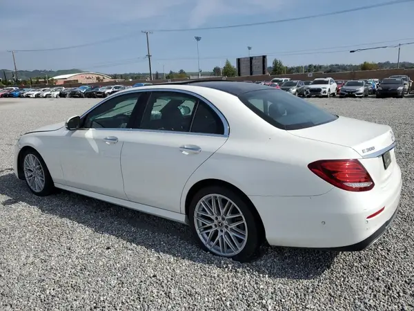 WDDZF4JBXKA600024 2019 MERCEDES-BENZ E-KLASSE - Image 2