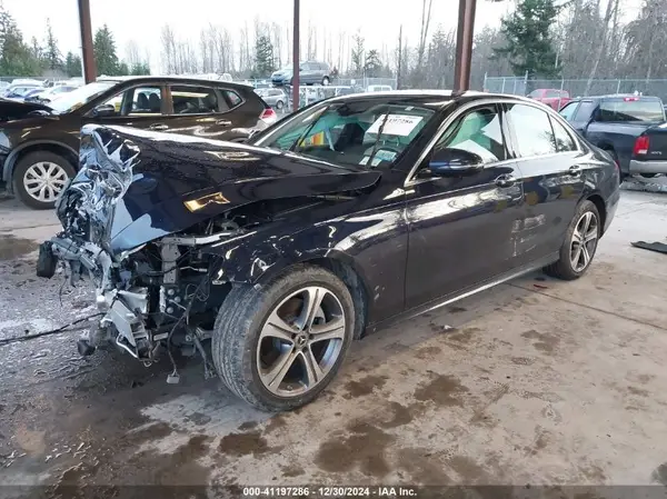WDDZF4JBXKA672888 2019 MERCEDES-BENZ E-KLASSE - Image 2