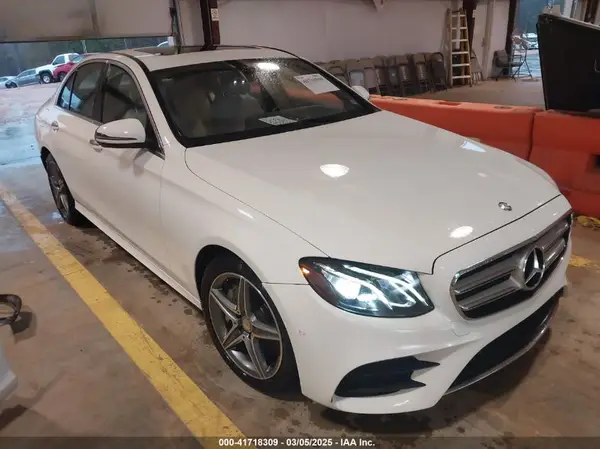WDDZF4KB0HA017842 2017 MERCEDES-BENZ E-KLASSE - Image 1