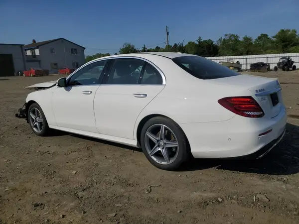 WDDZF4KB0HA025309 2017 MERCEDES-BENZ E-KLASSE - Image 2
