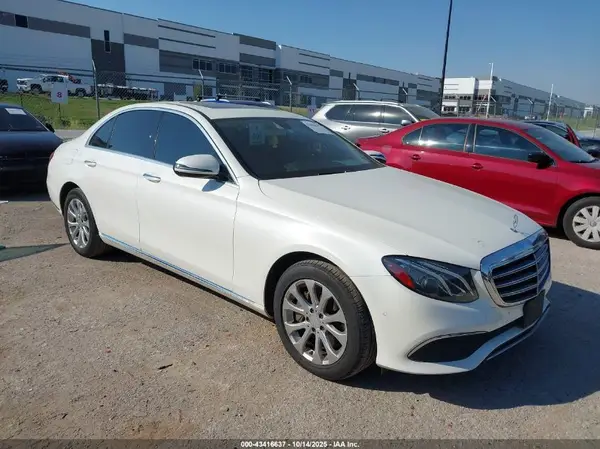 WDDZF4KB0HA075420 2017 MERCEDES-BENZ E-KLASSE - Image 1