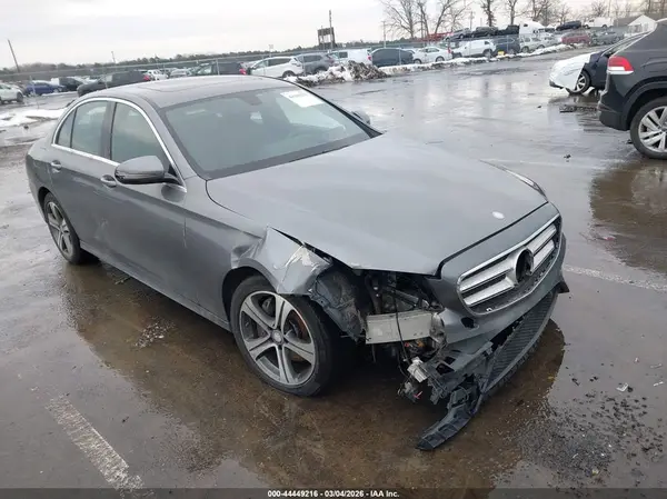 WDDZF4KB0HA109467 2017 MERCEDES-BENZ E-KLASSE - Image 1
