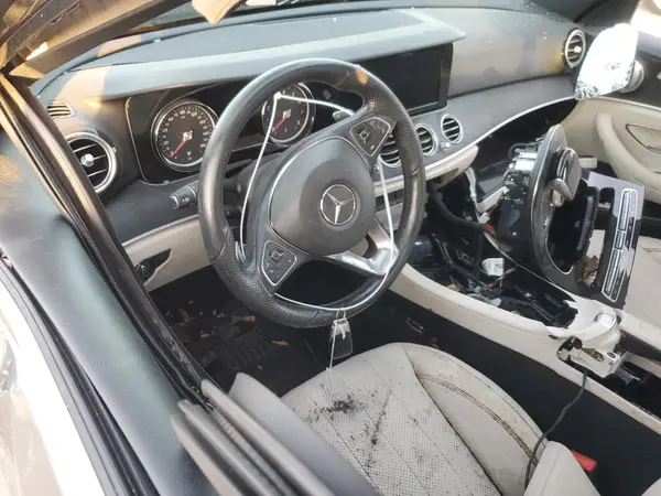 WDDZF4KB0HA161276 2017 MERCEDES-BENZ E-KLASSE - Image 8