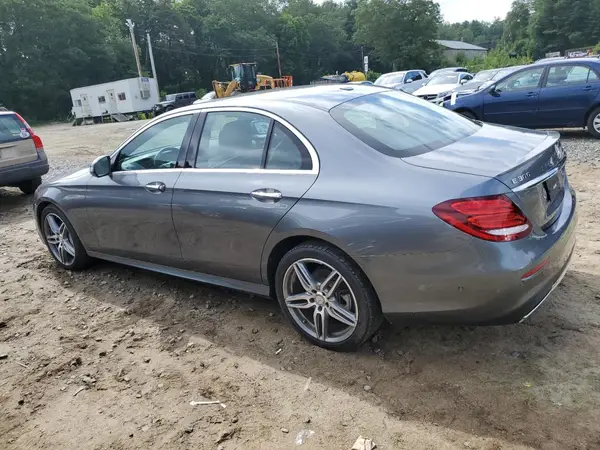WDDZF4KB0HA194925 2017 MERCEDES-BENZ E-KLASSE - Image 2