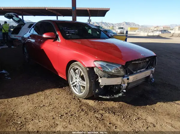 WDDZF4KB0HA197307 2017 MERCEDES-BENZ E-KLASSE - Image 1