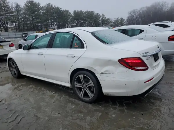 WDDZF4KB0JA355862 2018 MERCEDES-BENZ E-KLASSE - Image 2