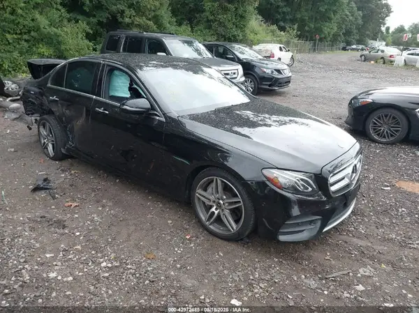 WDDZF4KB0JA450616 2018 MERCEDES-BENZ E-KLASSE - Image 1