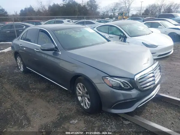 WDDZF4KB0JA455721 2018 MERCEDES-BENZ E-KLASSE - Image 1
