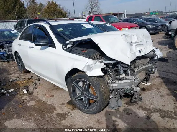 WDDZF4KB0KA581546 2019 MERCEDES-BENZ E-KLASSE - Image 1