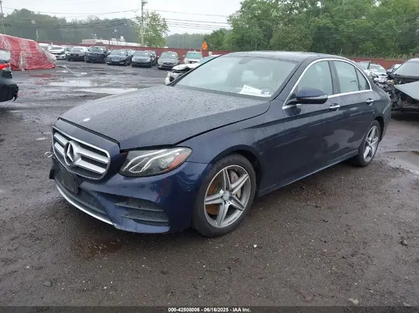 WDDZF4KB1HA030874 2017 MERCEDES-BENZ E-KLASSE - Image 2