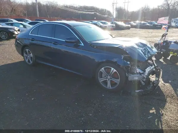 WDDZF4KB1HA106299 2017 MERCEDES-BENZ E-KLASSE - Image 1