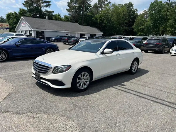 WDDZF4KB1HA127735 2017 MERCEDES-BENZ E-KLASSE - Image 2