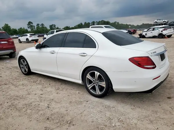 WDDZF4KB1HA140260 2017 MERCEDES-BENZ E-KLASSE - Image 2