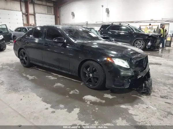 WDDZF4KB1HA181200 2017 MERCEDES-BENZ E-KLASSE - Image 1