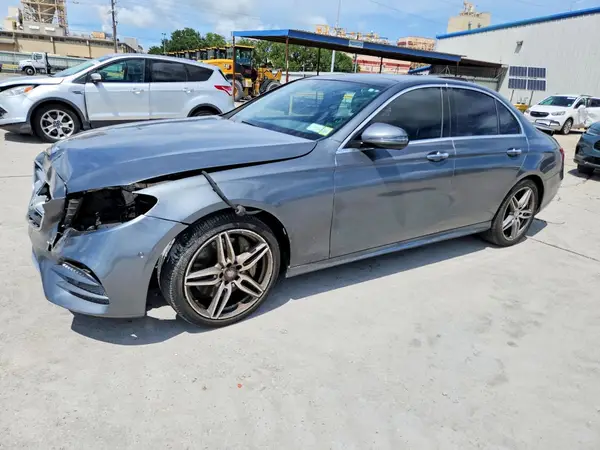 WDDZF4KB1HA222828 2017 MERCEDES-BENZ E-KLASSE - Image 1