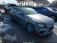 WDDZF4KB1HA230251 2017 MERCEDES-BENZ E-KLASSE