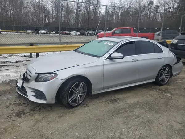 WDDZF4KB1HA243811 2017 MERCEDES-BENZ E-KLASSE - Image 1
