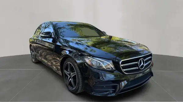 WDDZF4KB1JA363906 2018 MERCEDES-BENZ E-KLASSE - Image 1