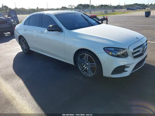 WDDZF4KB1JA372184 2018 MERCEDES-BENZ E-KLASSE - Image 1