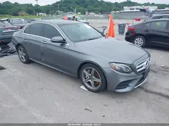 WDDZF4KB1JA378969 2018 MERCEDES-BENZ E-KLASSE