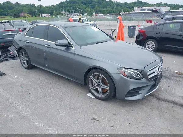 WDDZF4KB1JA378969 2018 MERCEDES-BENZ E-KLASSE - Image 1