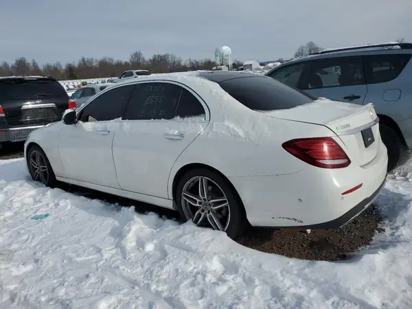 WDDZF4KB1JA422484 2018 MERCEDES-BENZ E-KLASSE - Image 2