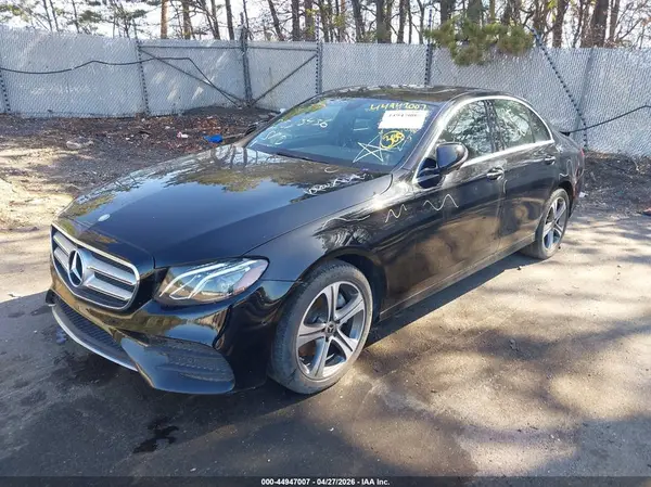 WDDZF4KB1KA514387 2019 MERCEDES-BENZ E-KLASSE - Image 2