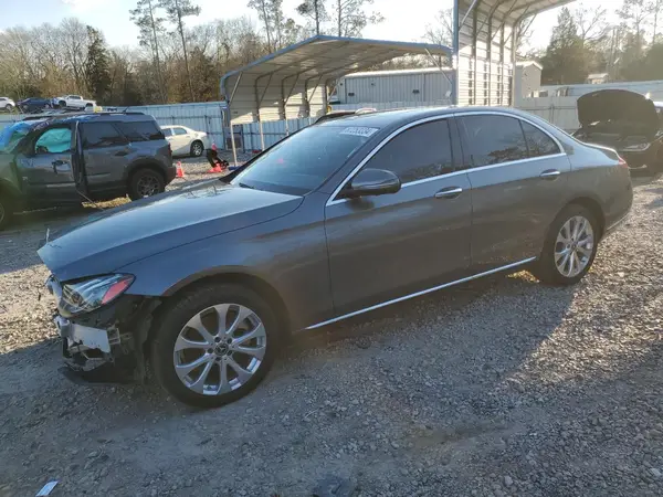 WDDZF4KB1KA525986 2019 MERCEDES-BENZ E-KLASSE - Image 1