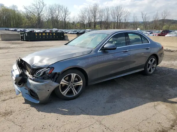 WDDZF4KB1KA656934 2019 MERCEDES-BENZ E-KLASSE - Image 1