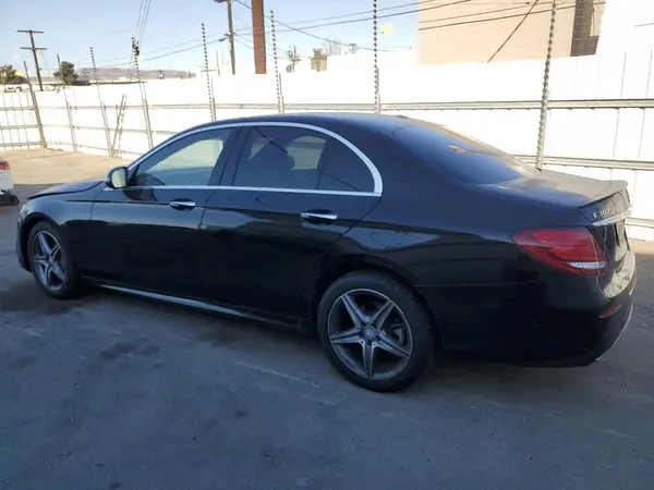 WDDZF4KB2HA051538 2017 MERCEDES-BENZ E-KLASSE - Image 2