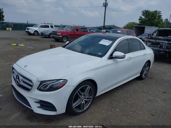 WDDZF4KB2HA128201 2017 MERCEDES-BENZ E-KLASSE - Image 2
