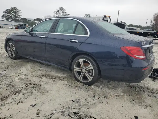 WDDZF4KB2HA139828 2017 MERCEDES-BENZ E-KLASSE - Image 2