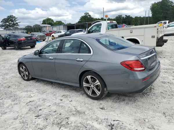 WDDZF4KB2HA187054 2017 MERCEDES-BENZ E-KLASSE - Image 2
