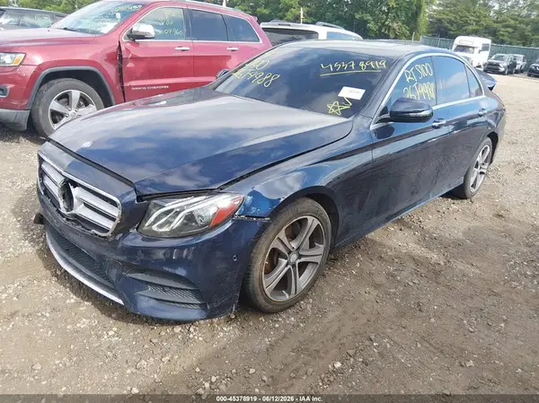 WDDZF4KB2HA213930 2017 MERCEDES-BENZ E-KLASSE - Image 2
