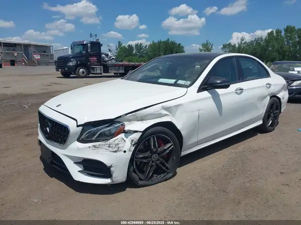 WDDZF4KB2JA312060 2018 MERCEDES-BENZ E-KLASSE - Image 2