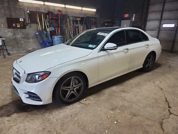 WDDZF4KB2JA383579 2018 MERCEDES-BENZ E-KLASSE - Image 1