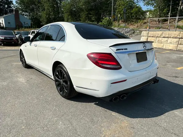 WDDZF4KB2JA384781 2018 MERCEDES-BENZ E-KLASSE - Image 2