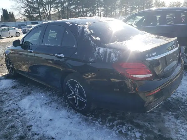 WDDZF4KB2JA468857 2018 MERCEDES-BENZ E-KLASSE - Image 2