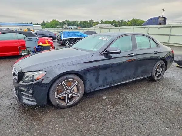 WDDZF4KB2KA646347 2019 MERCEDES-BENZ E-KLASSE - Image 1