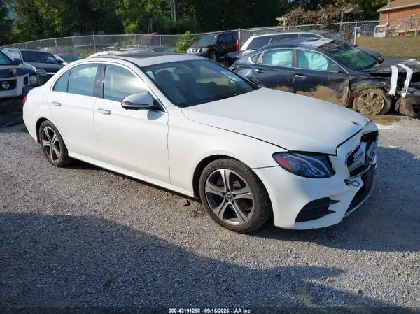 WDDZF4KB2KA680465 2019 MERCEDES-BENZ E-KLASSE - Image 1