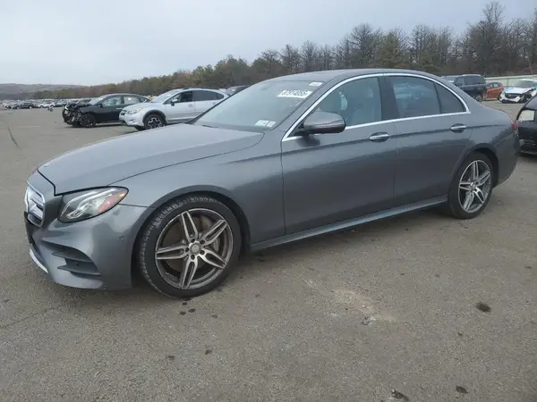 WDDZF4KB3HA077002 2017 MERCEDES-BENZ E-KLASSE - Image 1