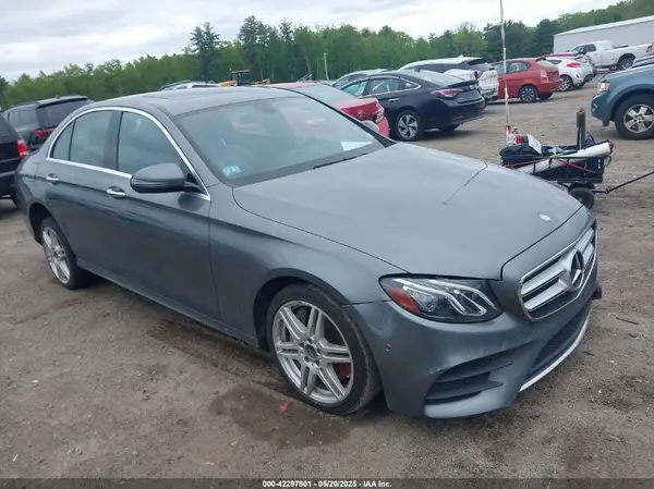 WDDZF4KB3HA081096 2017 MERCEDES-BENZ E-KLASSE - Image 1