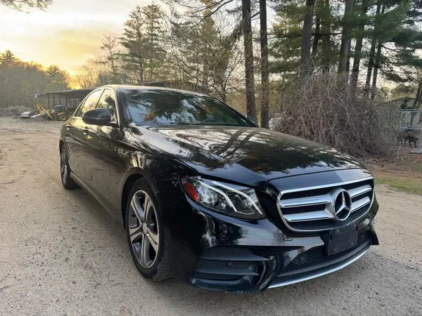 WDDZF4KB3HA104604 2017 MERCEDES-BENZ E-KLASSE - Image 1