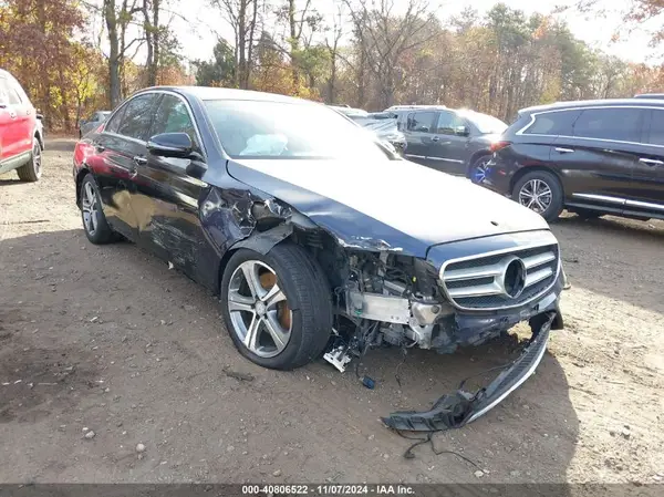 WDDZF4KB3HA108104 2017 MERCEDES-BENZ E-KLASSE - Image 1