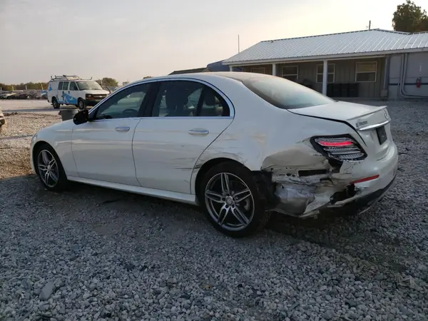 WDDZF4KB3HA109785 2017 MERCEDES-BENZ E-KLASSE - Image 2
