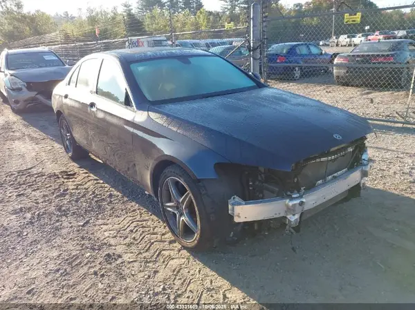 WDDZF4KB3HA275630 2017 MERCEDES-BENZ E-KLASSE - Image 1