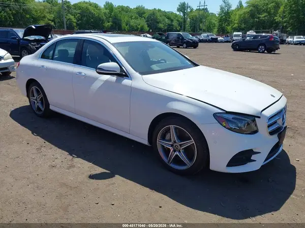 WDDZF4KB3JA317901 2018 MERCEDES-BENZ E-KLASSE - Image 1