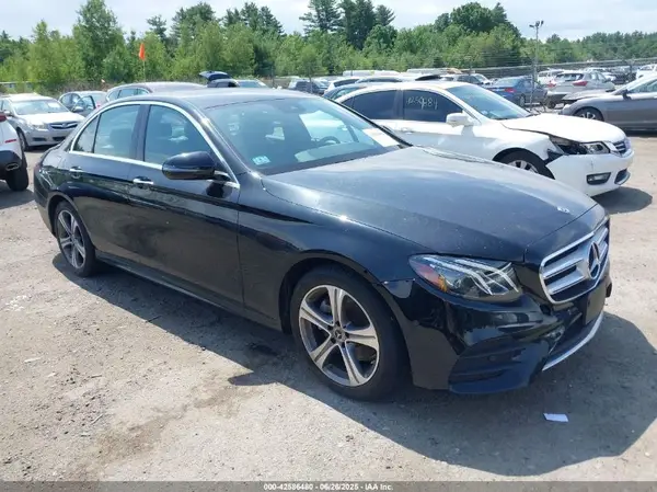 WDDZF4KB3JA441313 2018 MERCEDES-BENZ E-KLASSE - Image 1
